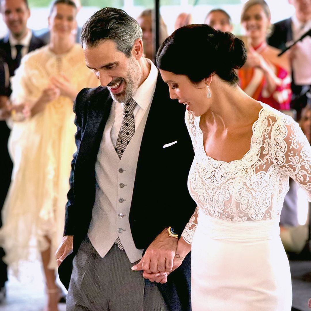 La novia bailando con su padre en una entrañable escena familiar