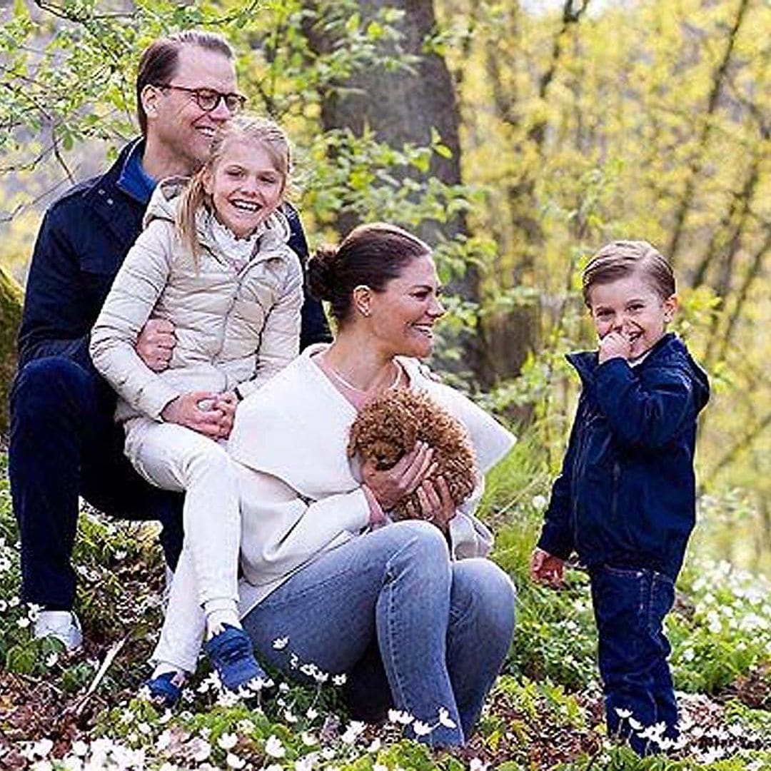 Victoria y Daniel de Suecia presentan a un nuevo miembro de la familia, ¿imaginas quién es?