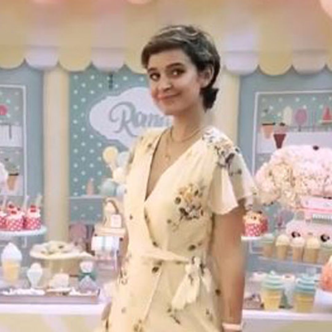 Con un estilo 'vintage' y mucho amor: así ha celebrado Laura Escanes el 'baby shower' de su hija