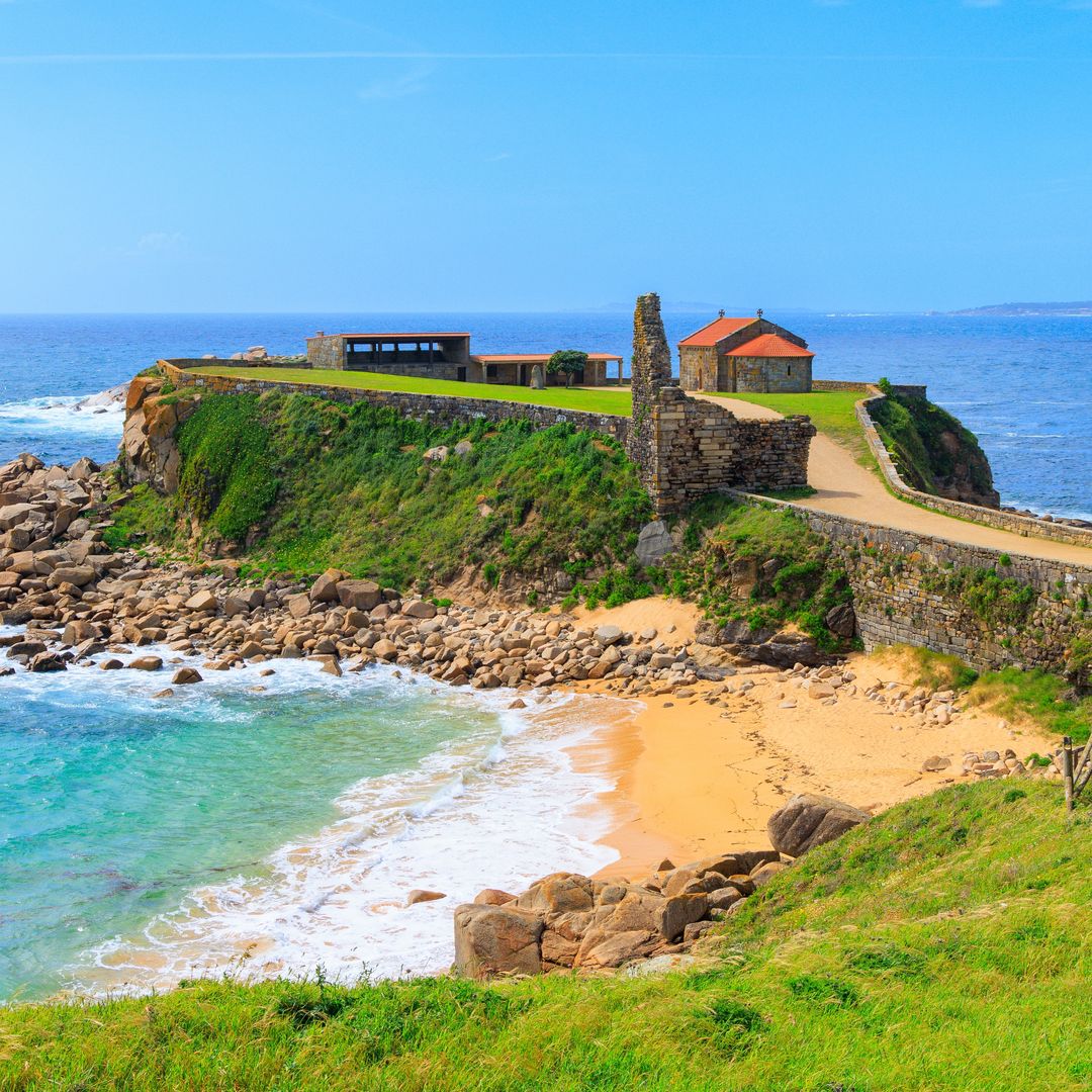 Ermita de la playa de A Lanzada, Pontevedra, Galicia