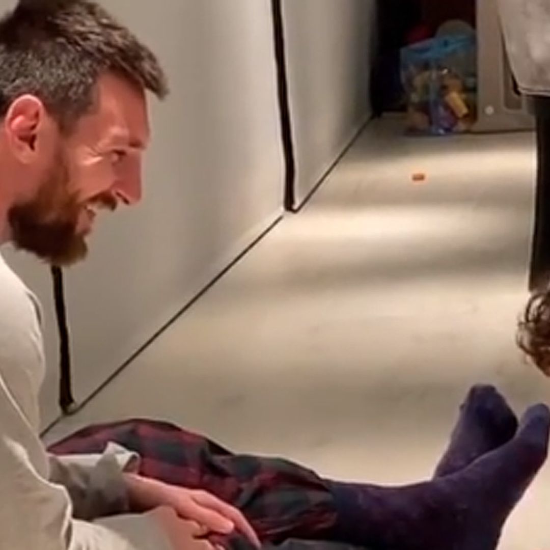 Este vídeo de Leo Messi partiéndose de risa con su hijo Ciro seguro que te hace sonreír