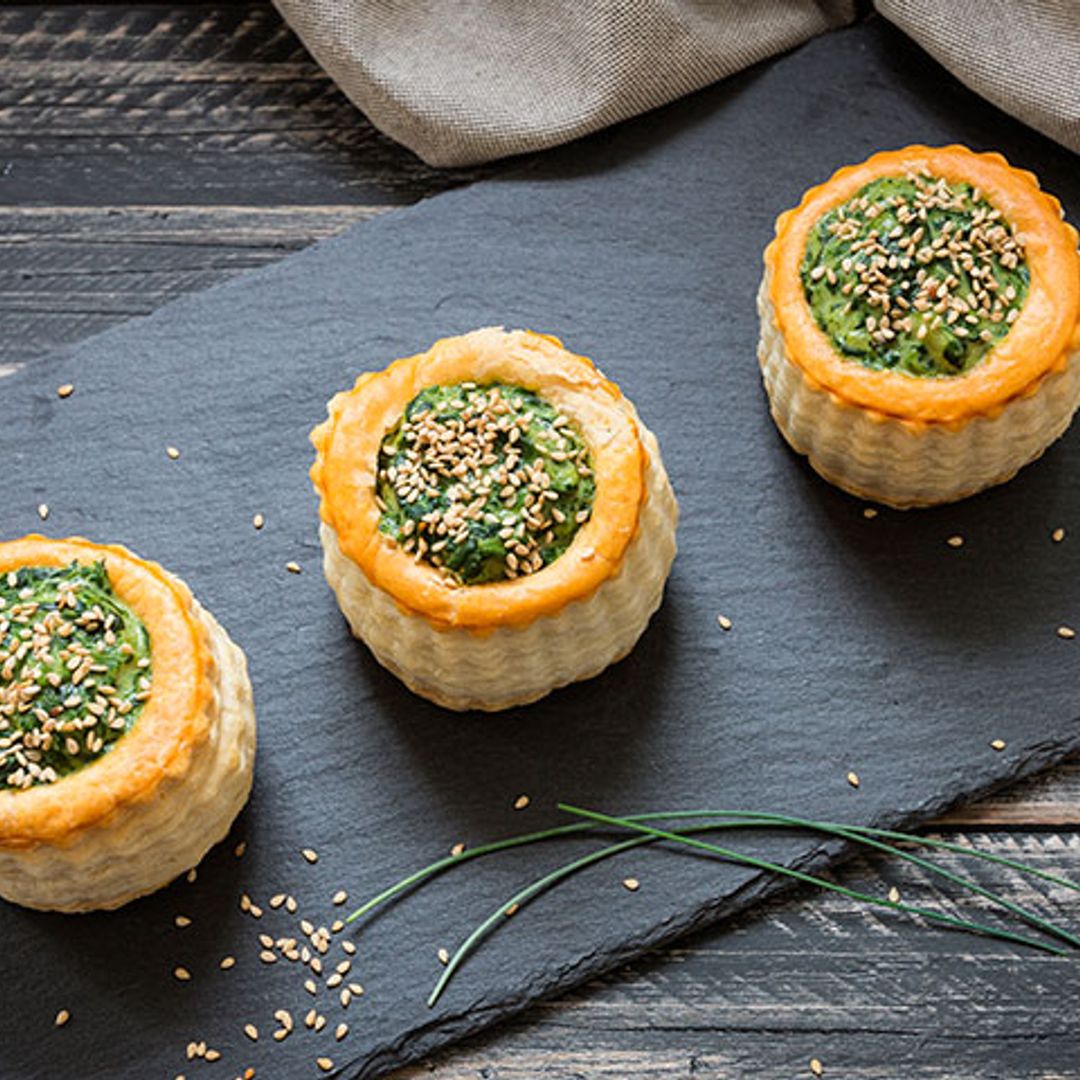 Tartaletas rellenas de espinacas a la crema