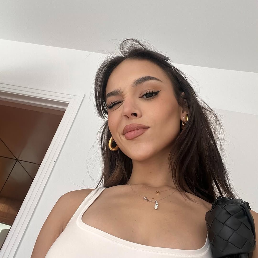 Danna se suma a la tendencia de cabello más original y atrevida del verano