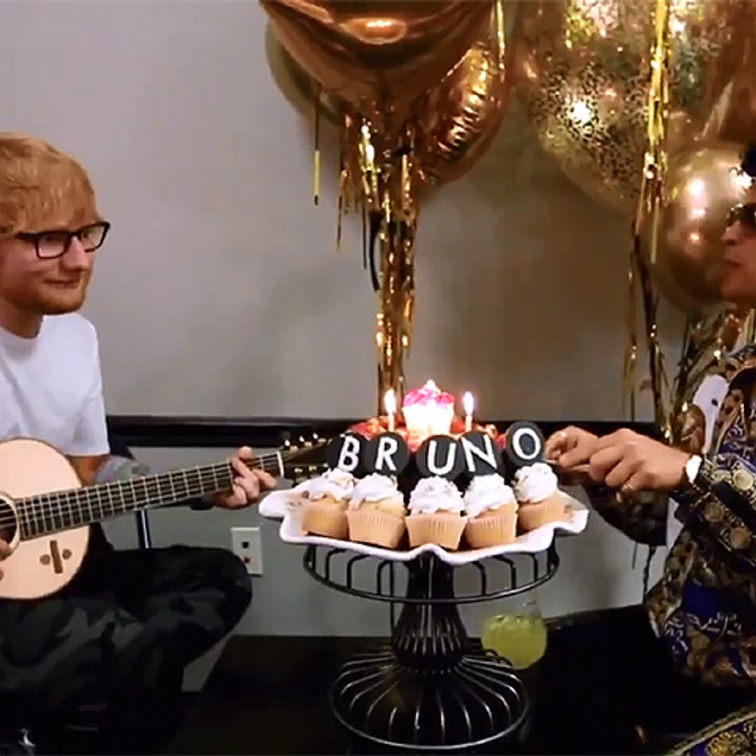 Bruno Mars 'contrata' a Ed Sheeran para que le cante 'Cumpleaños Feliz'