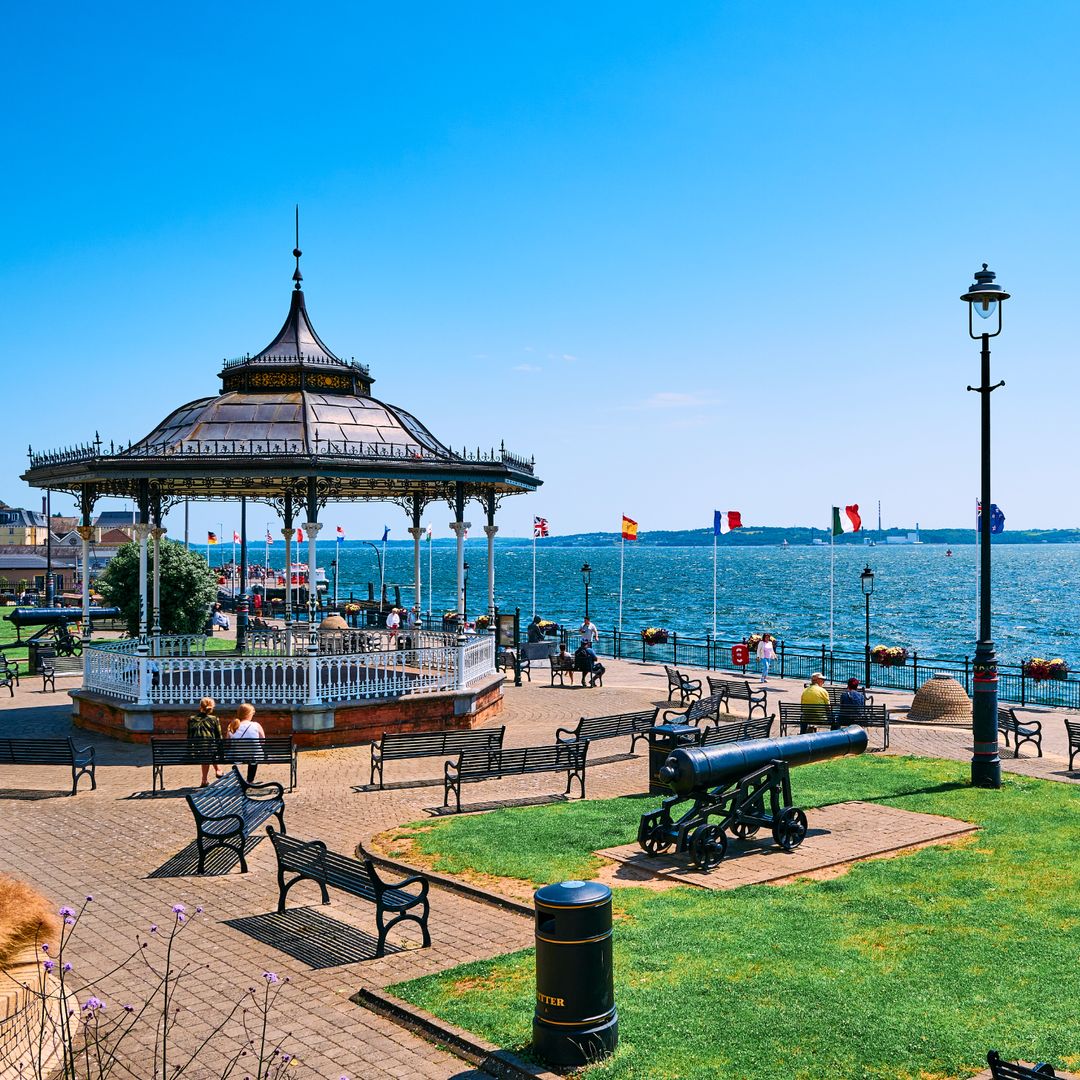 Paseo marítimo de Cobh, Inglaterra