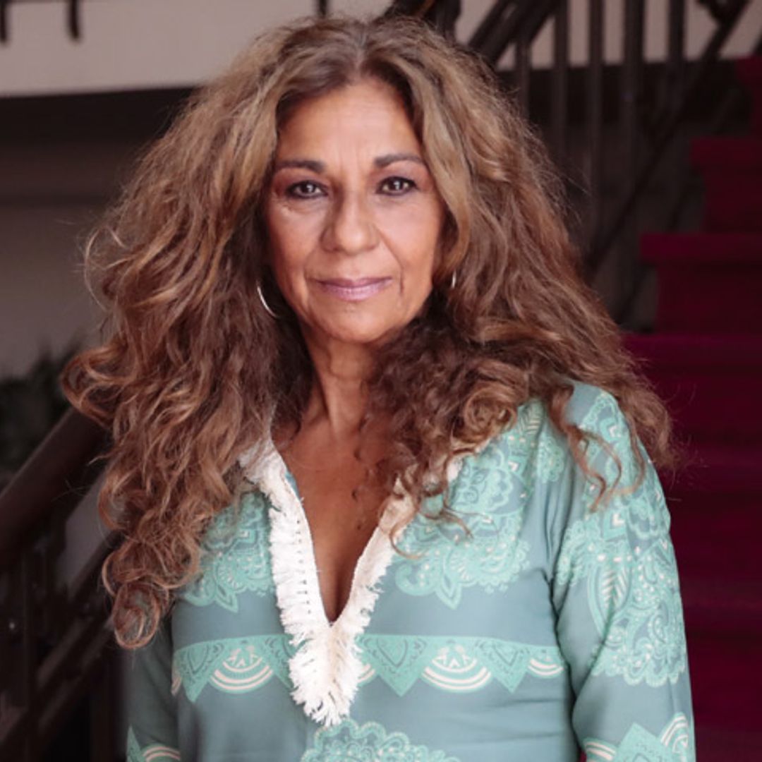 Lolita Flores felicita a su hermana Rosario con una foto única e irrepetible