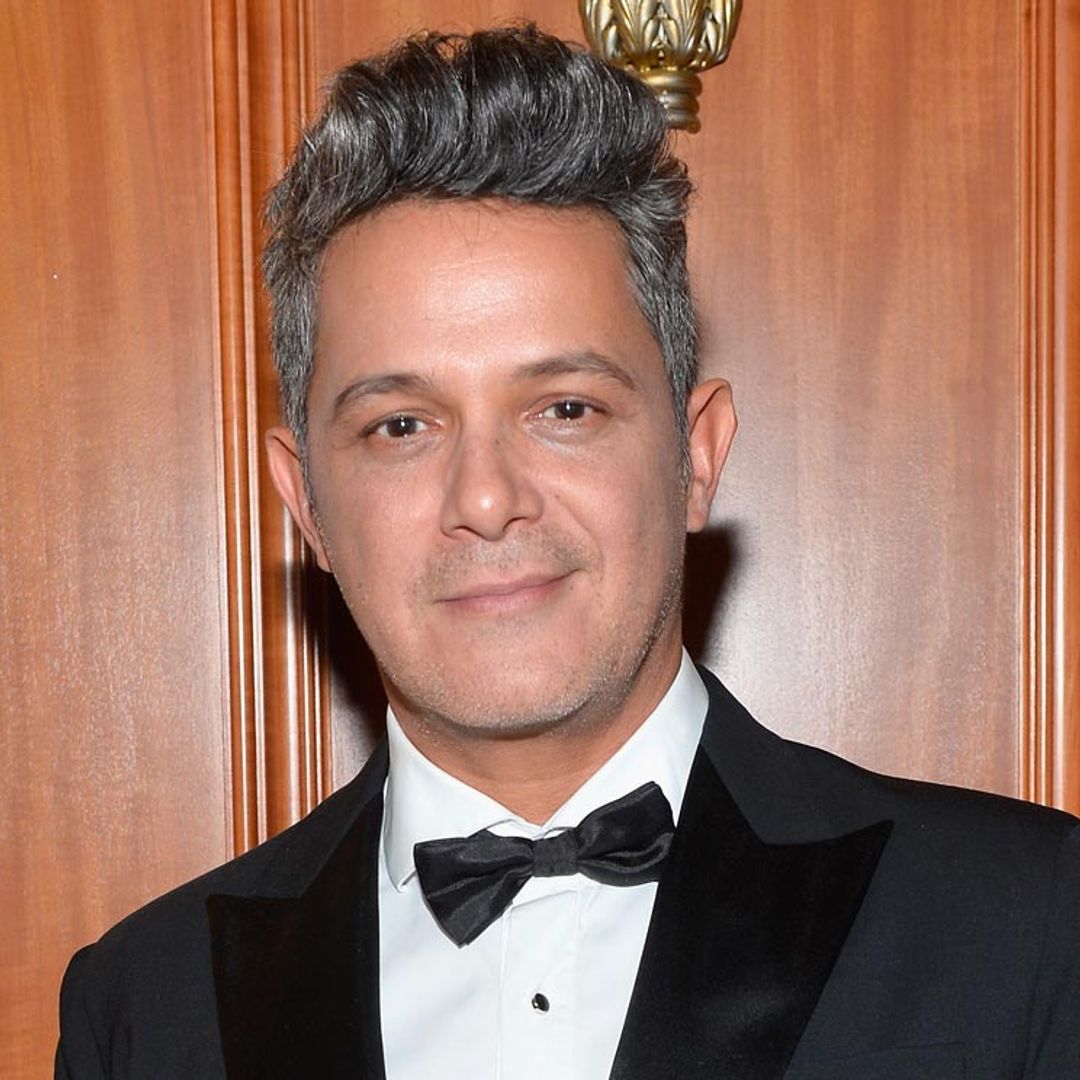 Alejandro Sanz presume del talento de su hijo Dylan tocando la batería
