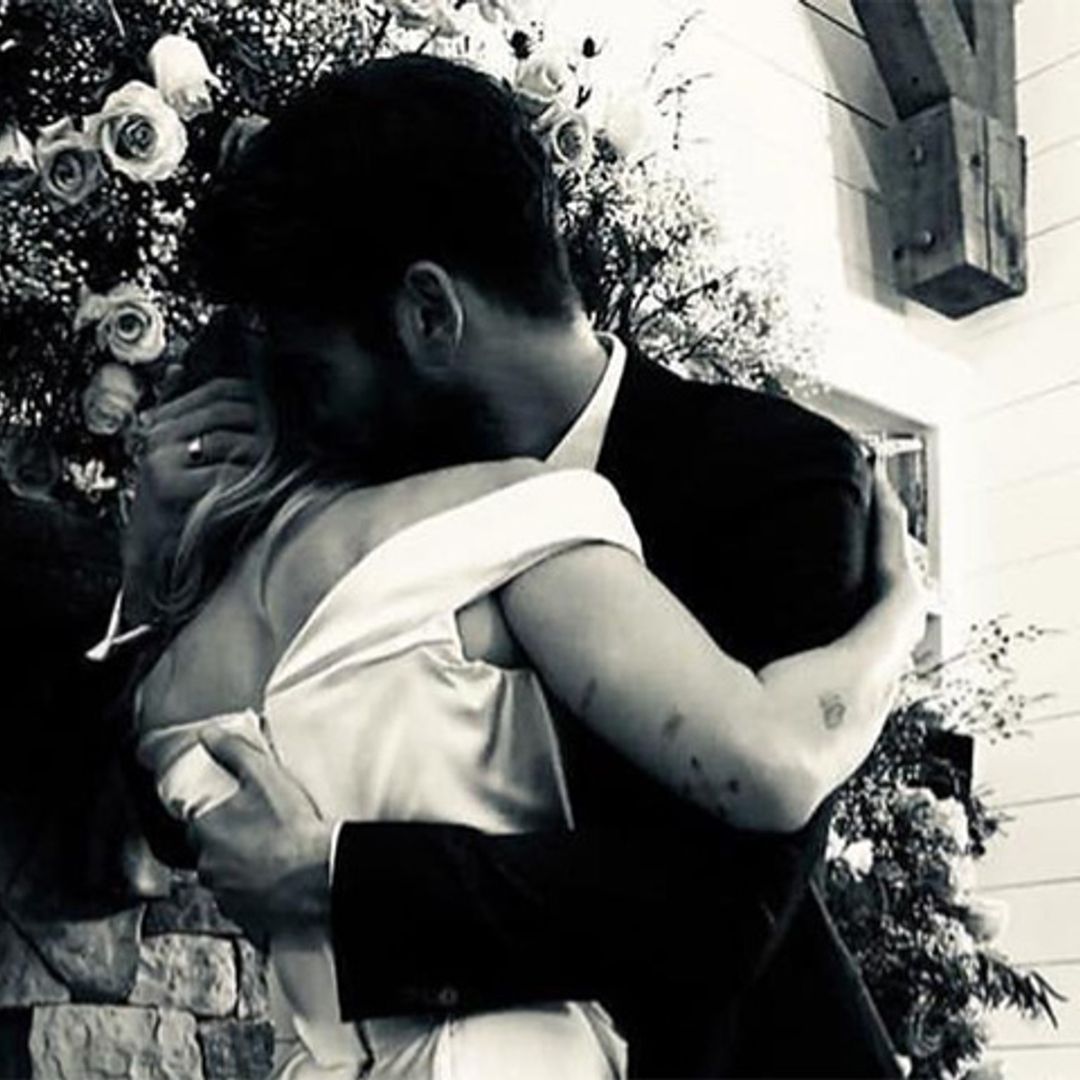 ¡Desvelado! Miley Cyrus elige un vestido lleno de romanticismo para dar el 'sí, quiero'