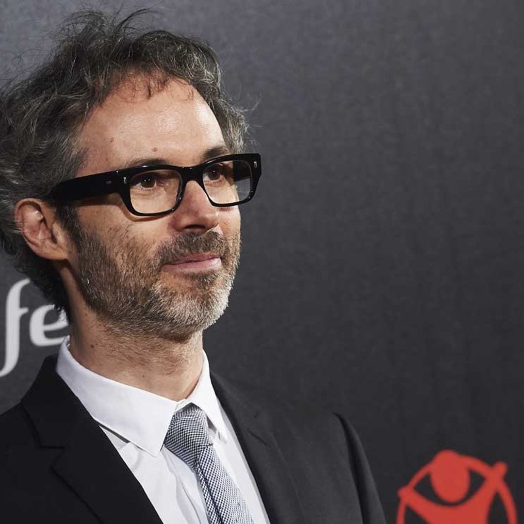 Una mujer de Sevilla encuentra 500 euros estando en paro, lo da a la policía… ¡y se lleva una sorpresa de James Rhodes!