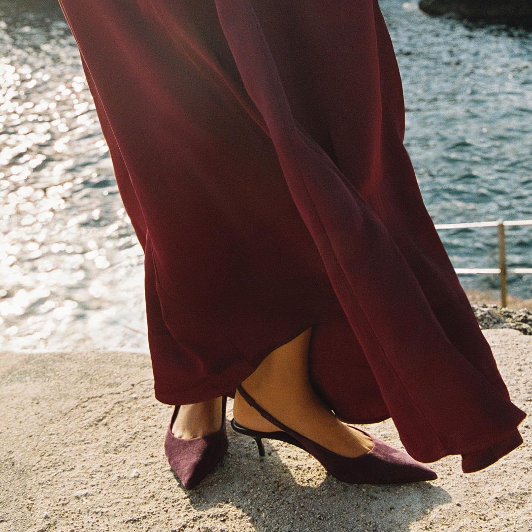 6 zapatos destalonados comodísimos, con tacón sensato y perfectos para bodas de octubre