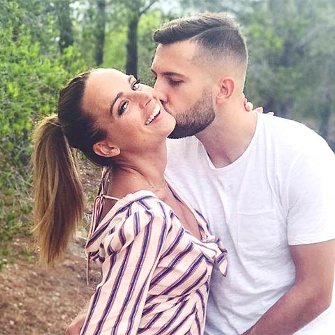 Jordi Alba y su novia Romarey Ventura han sido padres por primera vez