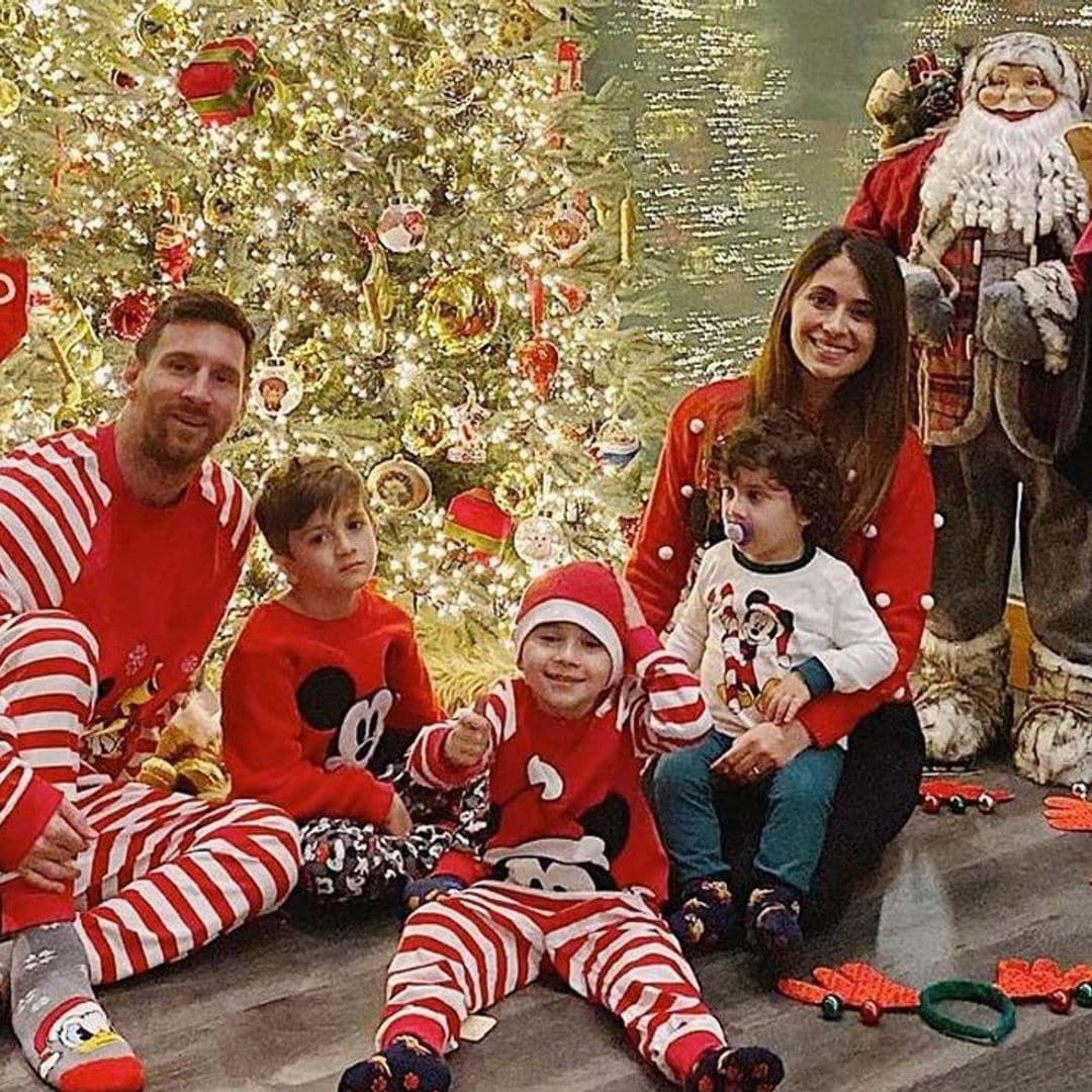 ¡Desde Argentina y en pijama! El tradicional posado navideño de Leo Messi y su familia