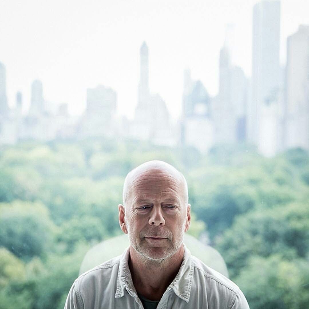 Bruce Willis cumple 71 años: así vive hoy, atrapado en el silencio de la enfermedad y arropado por su familia