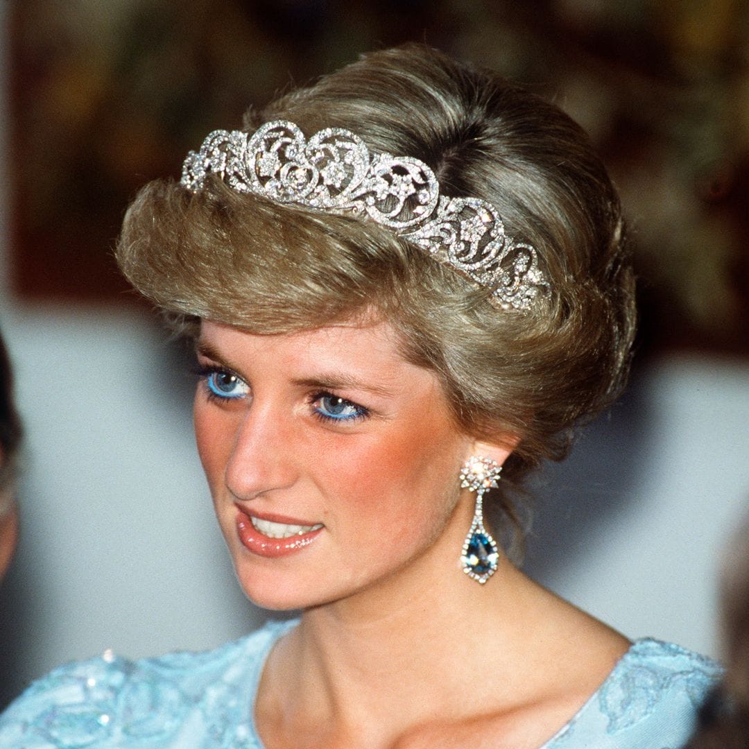 Mary Greenwell, la maquilladora que le quitó el lápiz azul a Lady Di, condecorada por la familia real británica: “El delineador la envejecía”