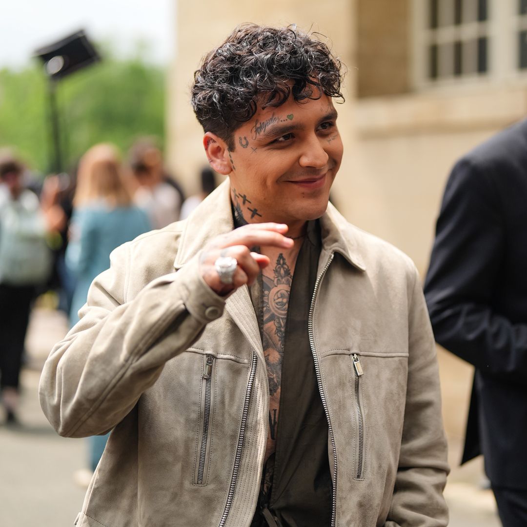En medio de los rumores, Christian Nodal confirma que viajó a Argentina