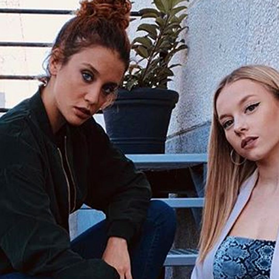 ¡Doble cumpleaños en 'Élite'! María Pedraza y Esther Expósito culminan un año inolvidable