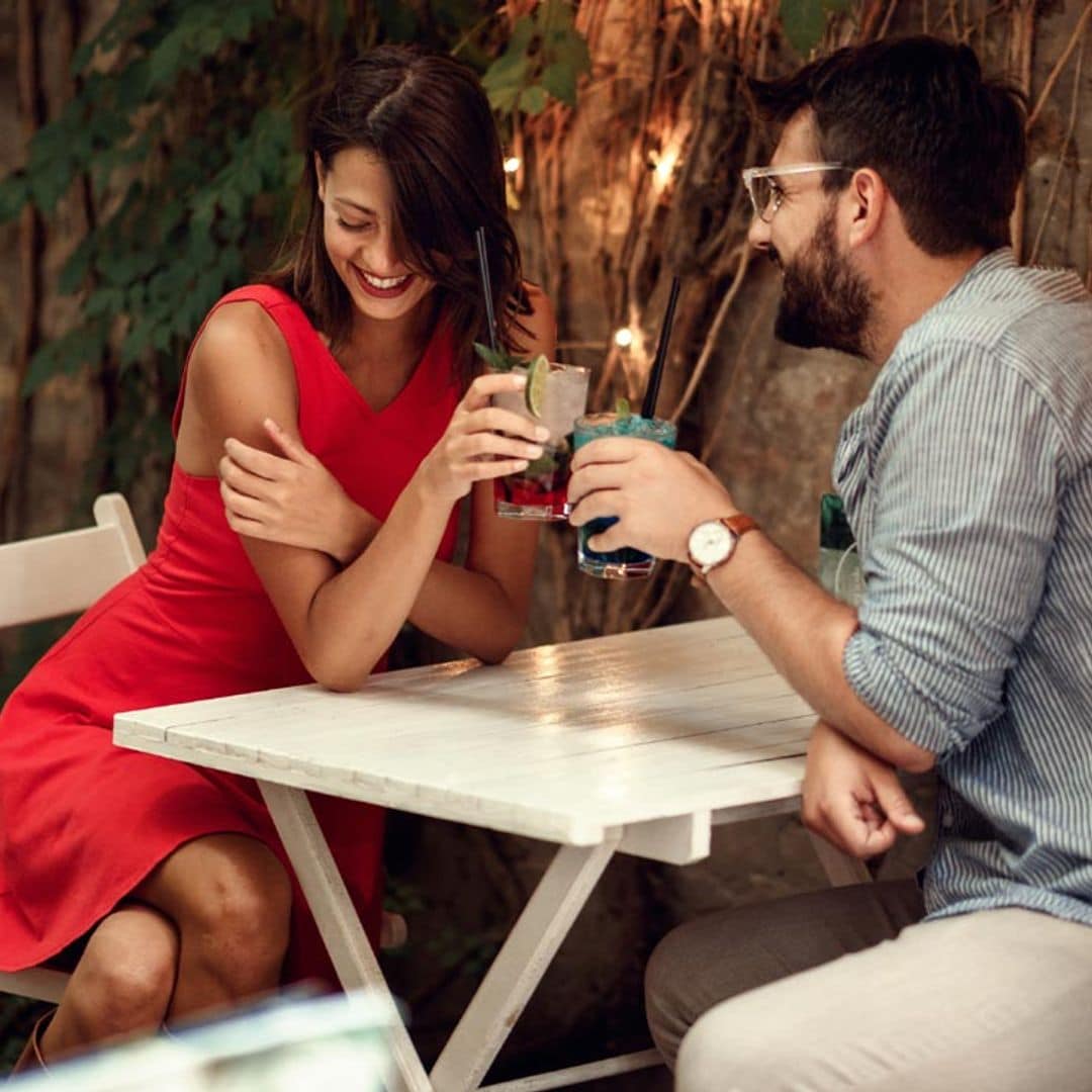 ¿Has oído hablar del 'negging', la forma de ligar tóxica que domina en las aplicaciones de citas?