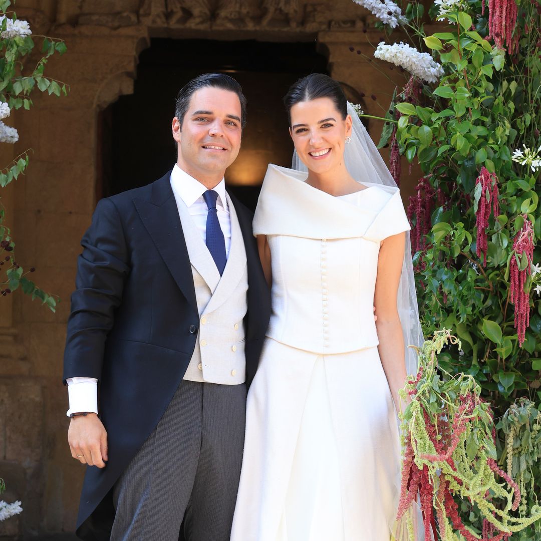 El vestido sin mangas efecto "falso abrigo" de Ana de Miguel en Segovia