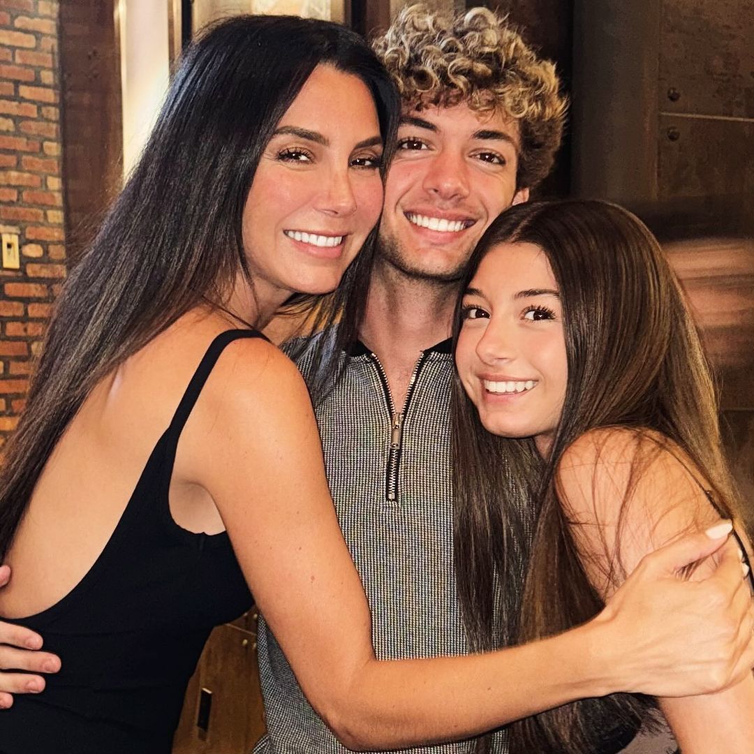Elizabeth Gutiérrez celebra su cumpleaños 46 con las dulces felicitaciones de sus hijos