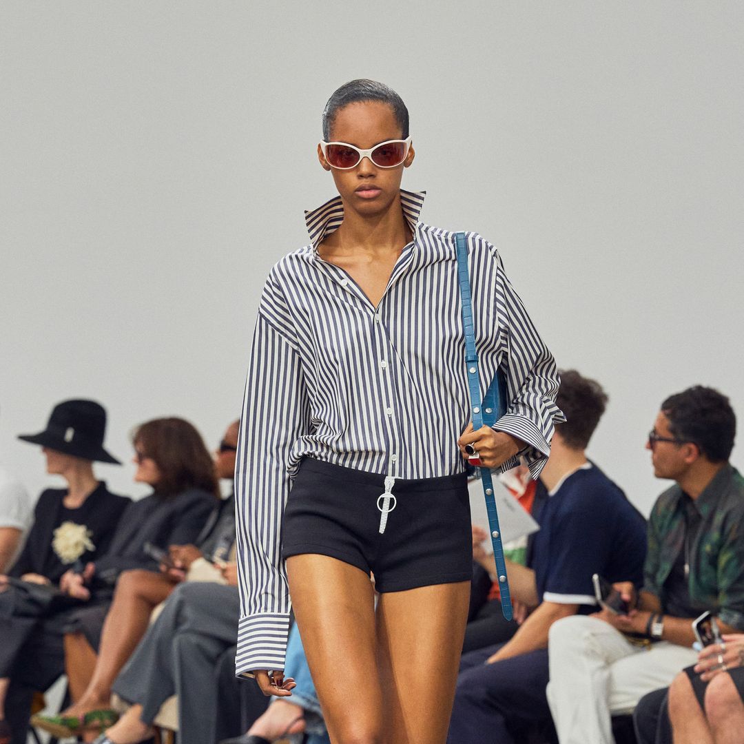 Courrèges vuelve a mirar al futuro, esta vez a todo color: así es la propuesta de Drew Henry, su nuevo director creativo