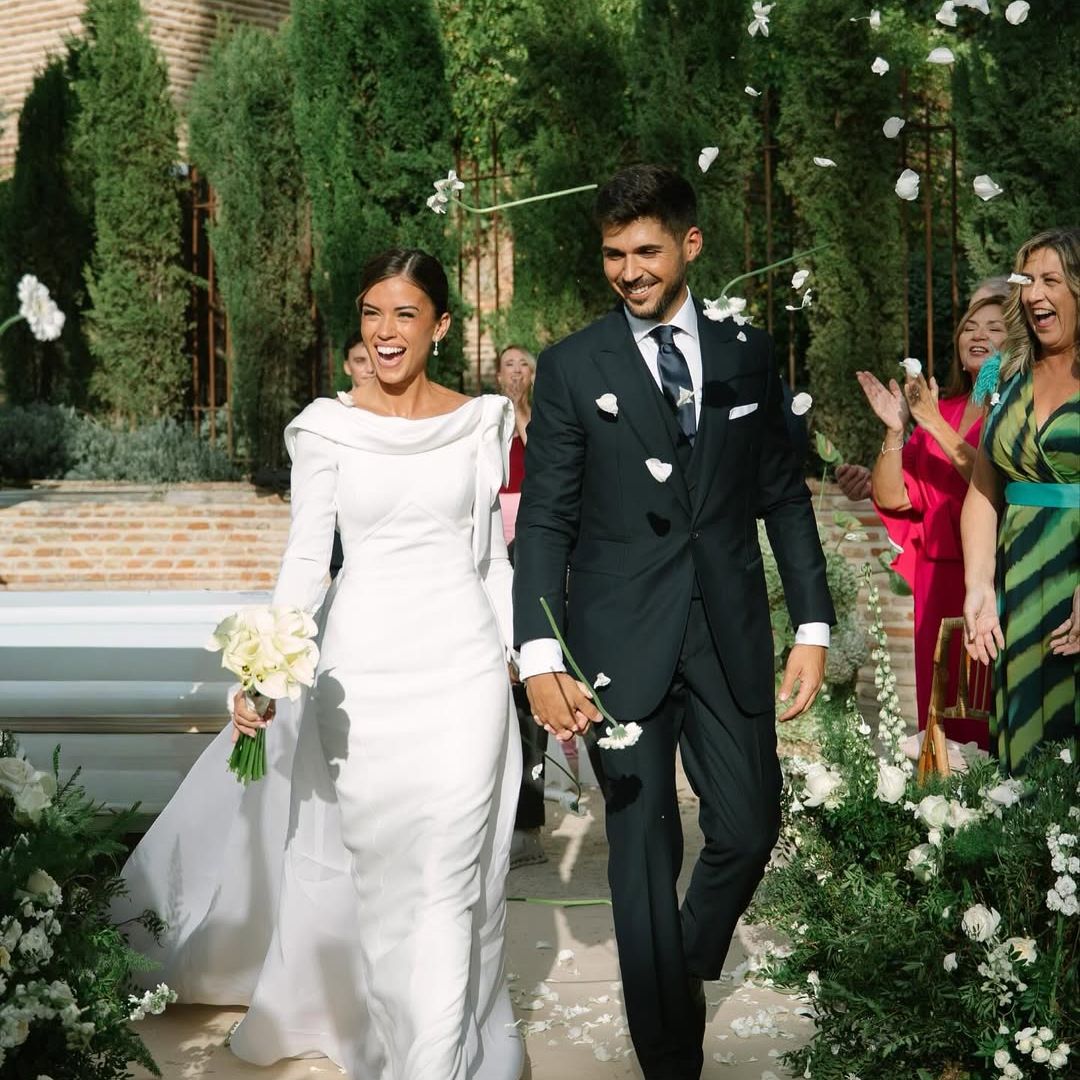 La 'influencer' Rocío Camacho y Guillermo Aylon sellan su amor en una boda de cuento en Madrid: "Toda una vida va a ser poco"