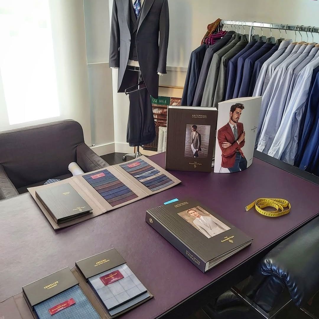 Luxury Purple Club, sastrería