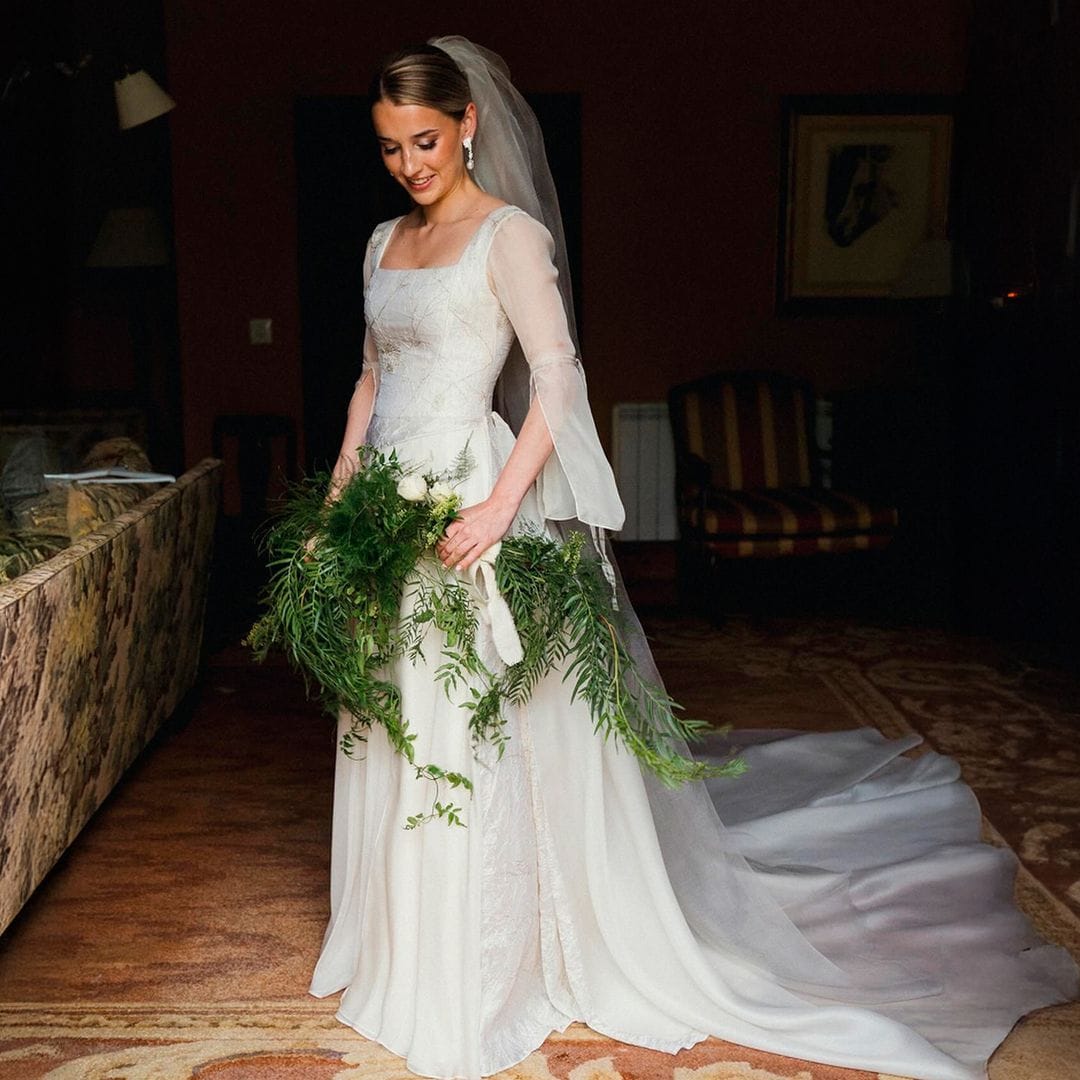 Ramos de novia verdes y de tallo largo, los favoritos de las prometidas madrileñas más románticas
