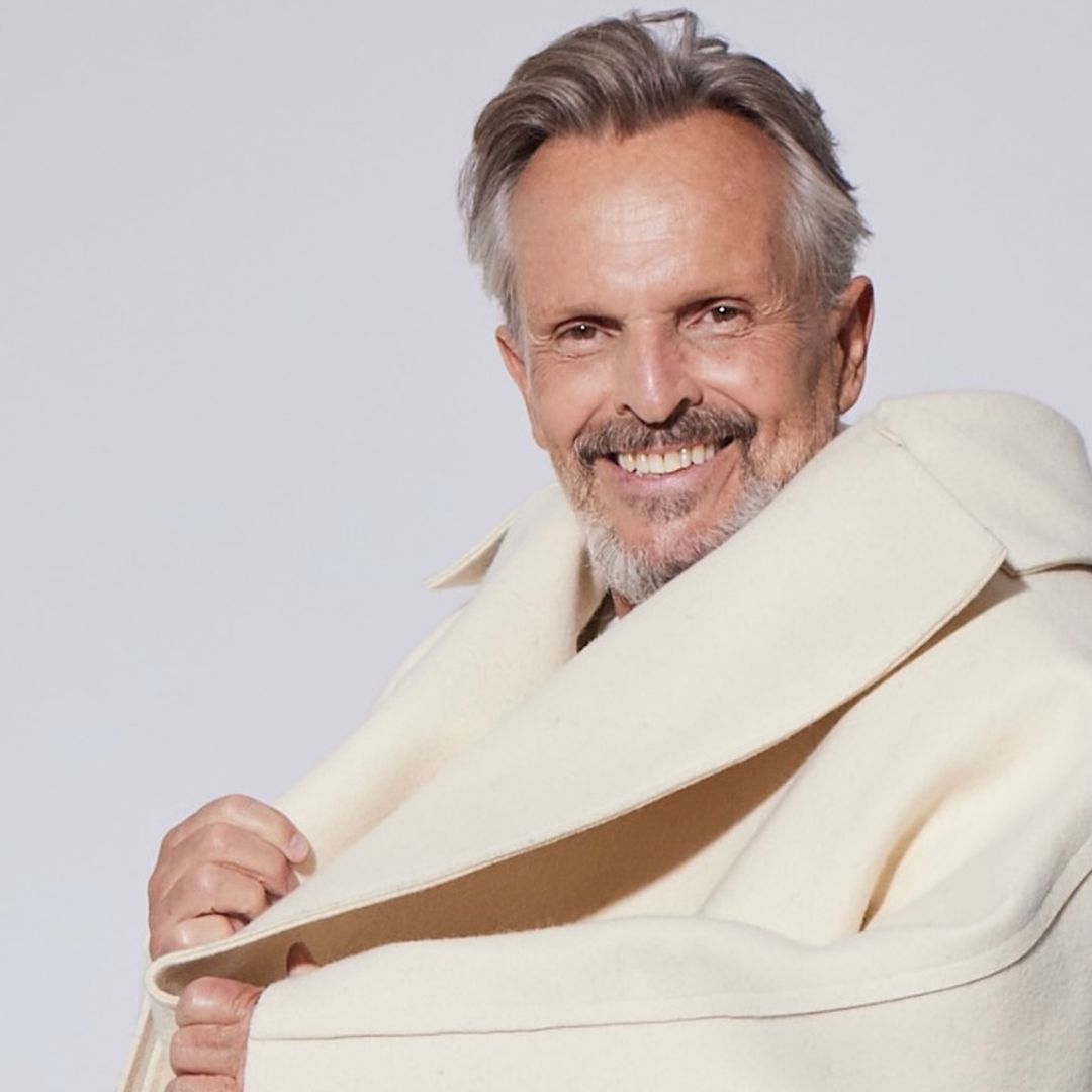 El baile de la polémica: Miguel Bosé divide a sus seguidores con sus sugerentes pasos en pijama