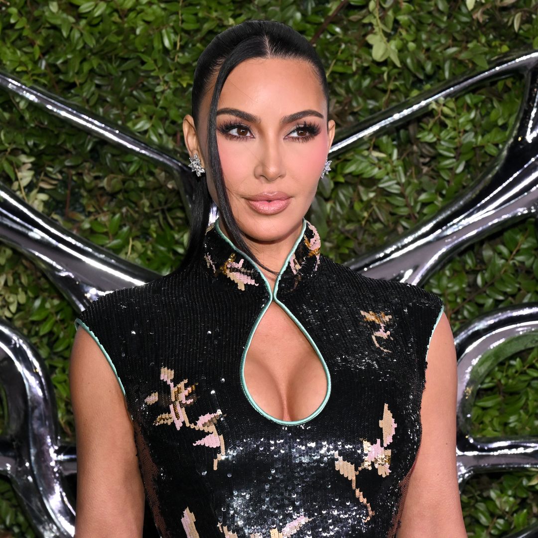 Ya es oficial, Law Roach es el nuevo stylist de Kim Kardashian con un look vintage