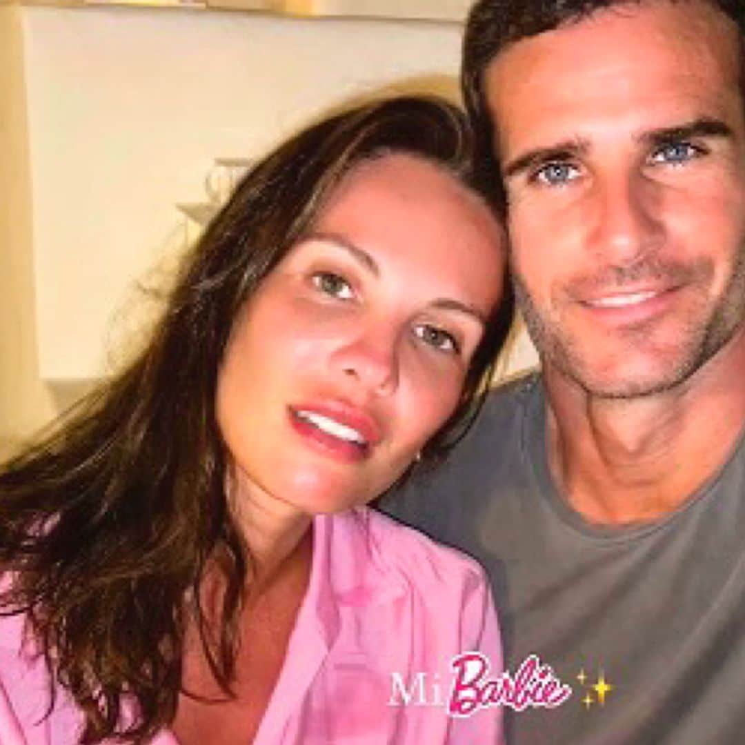 Jessica Bueno y Pablo Marqués se 'convierten' en Barbie y Ken en su primer viaje de verano como pareja
