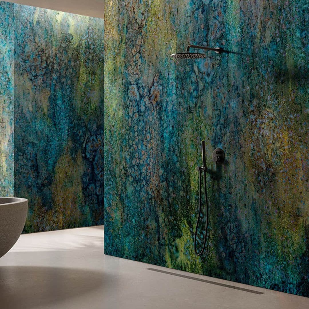 Pon de moda el baño con papel pintado