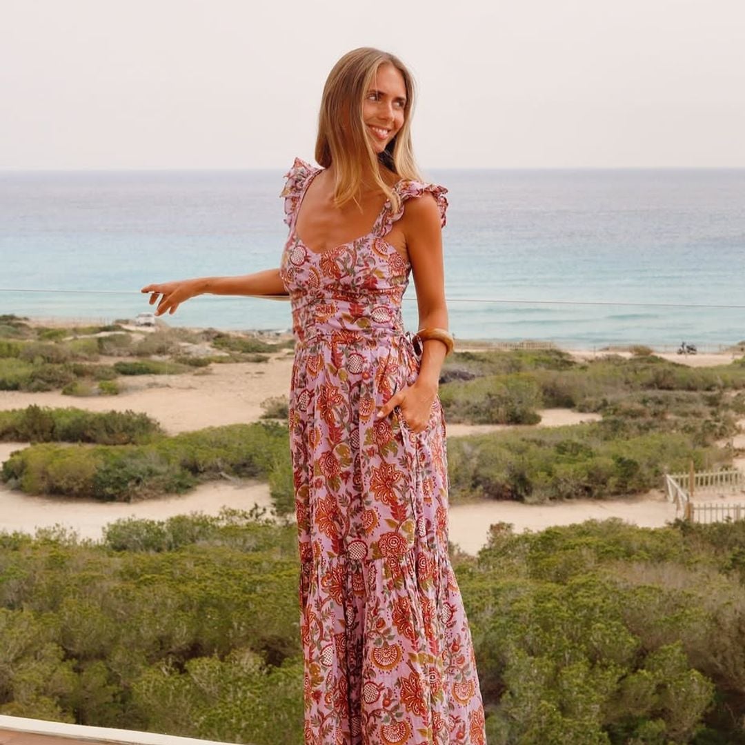 La maleta de Lucía Bárcena para viajar a Ibiza: de faldas patchwork a capazos de mimbre