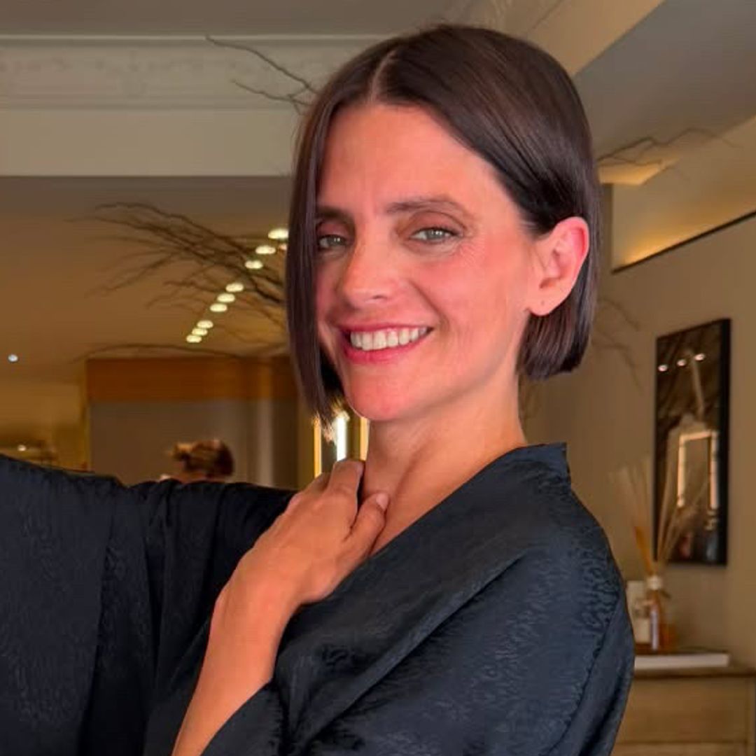 Macarena Gómez en la peluquería con nuevo corte bob