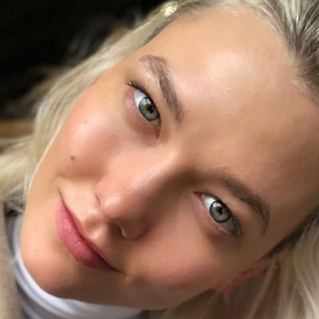blue_monday_karlie_t