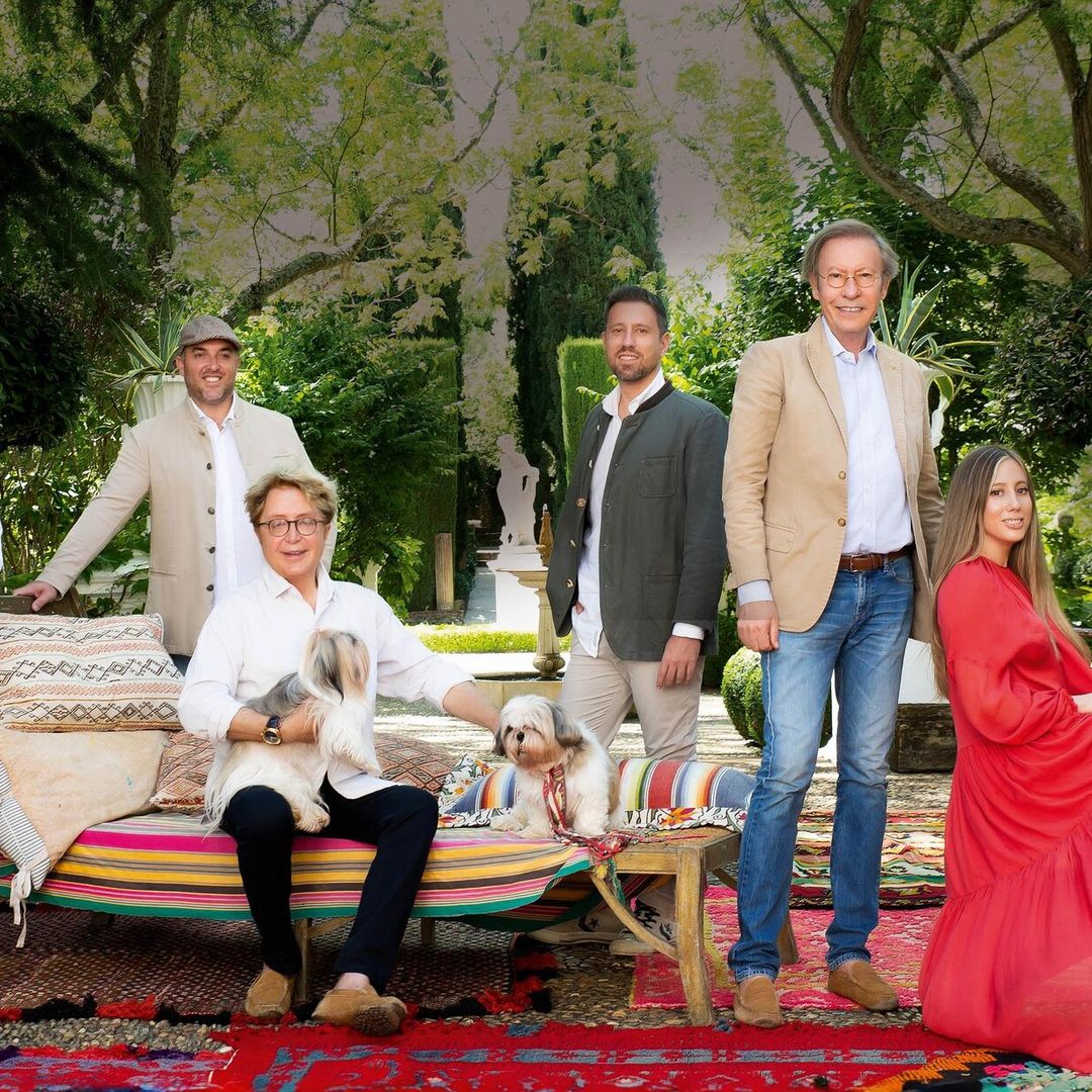 La casa ¡HOLA! de la semana: Victorio & Lucchino abren por primera vez las puertas de ‘Las Campanillas de San José’, en plena dehesa de Sierra Morena