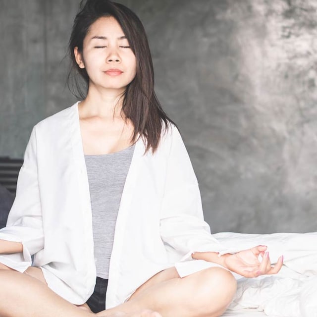 istock yoga cama