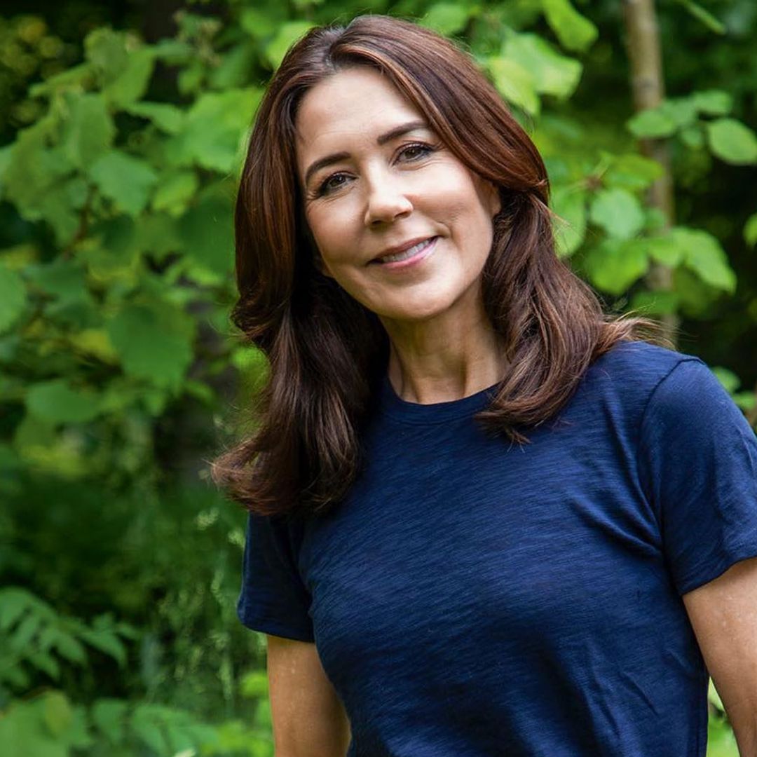 La princesa Mary de Dinamarca busca la paz en su jardín salvaje