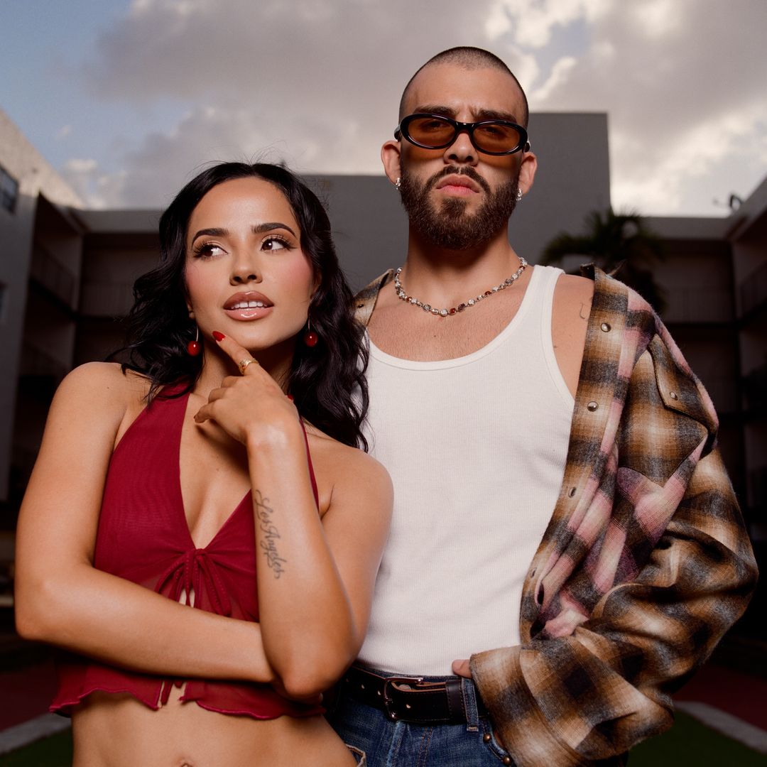 Sebastián Yatra lanza 'Disco Rayado' y Becky G se une a Manuel Turizo en 'Qué Haces'
