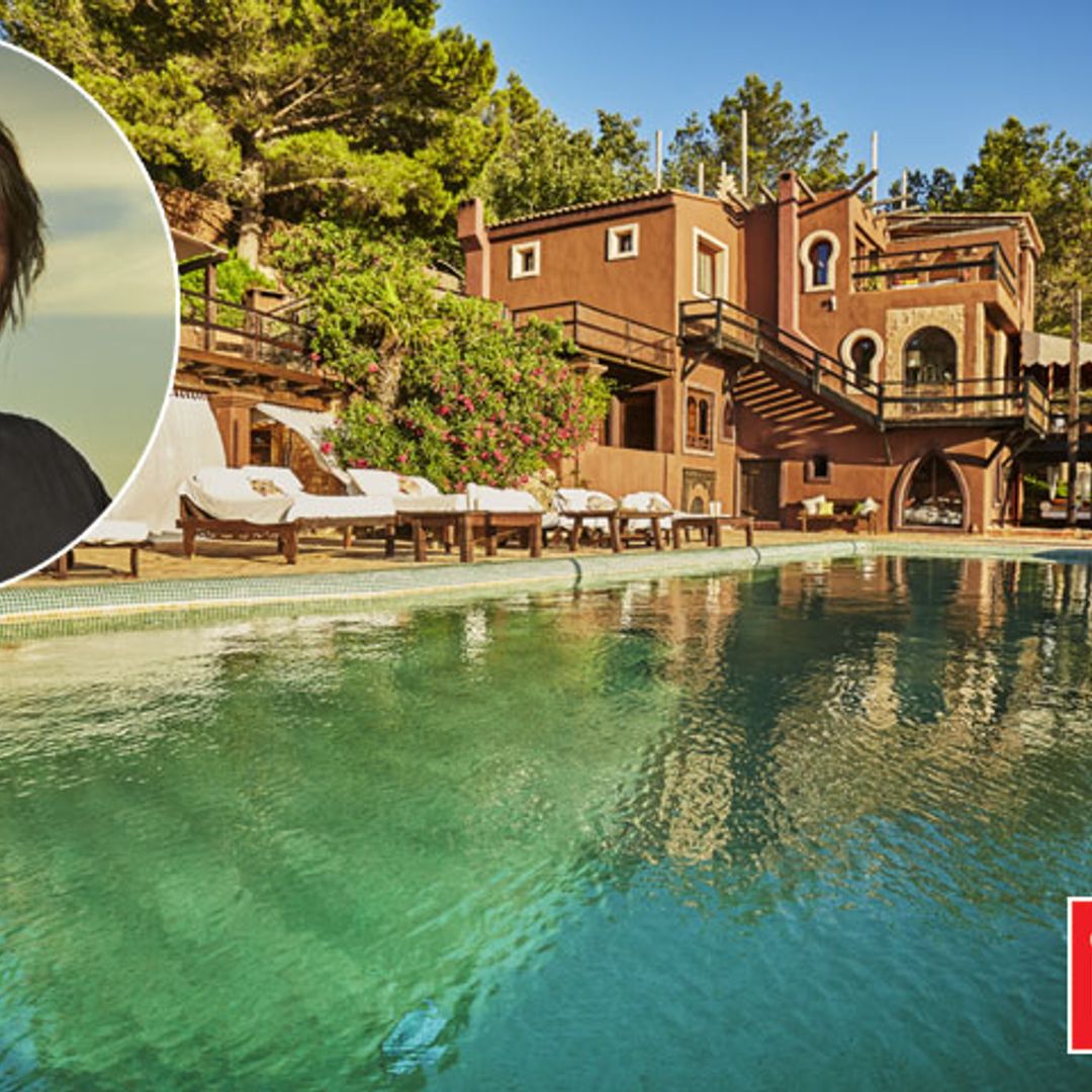 En ¡HOLA!, Nacho Cano nos abre las puertas de su refugio en Ibiza con cine de verano incluido