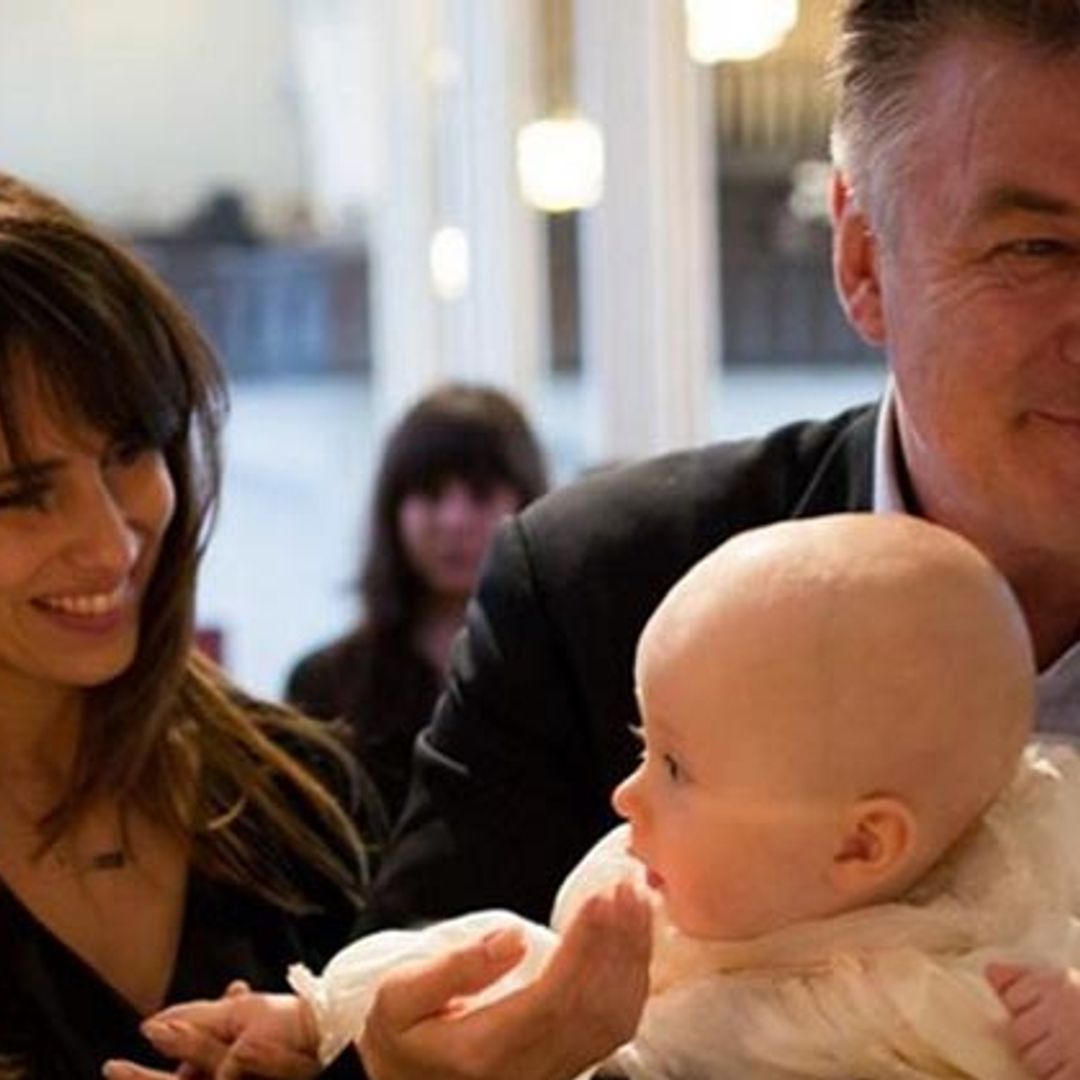 Alec e Hilaria Baldwin bautizan a su segundo hijo