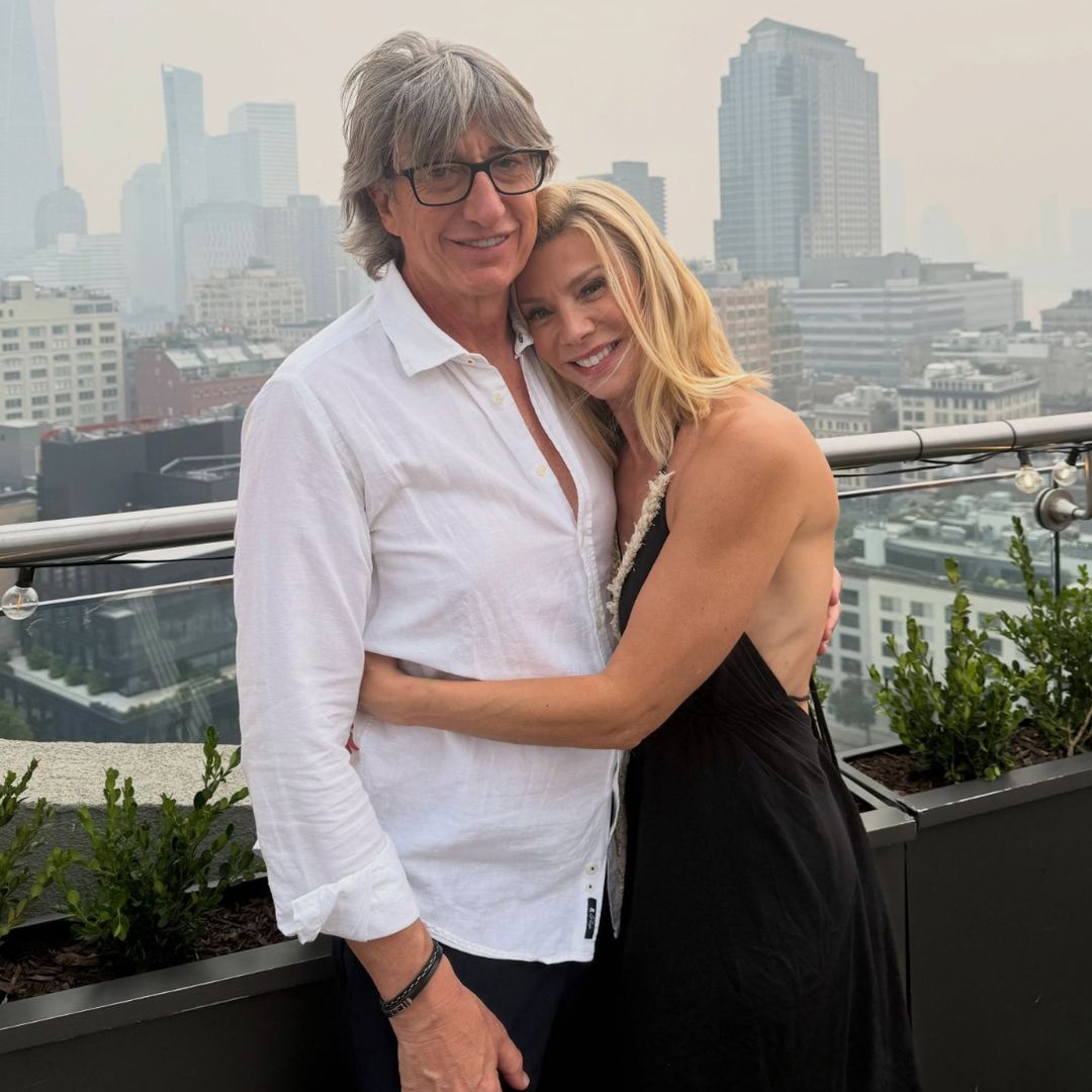 Lo que no ves de Juan Carlos Rivero en televisión: su amor por la periodista Eva Armenteros, ex de Óscar Martínez, en la Gran Manzana