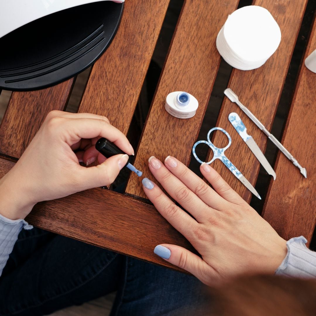 La guía definitiva para hacerte la manicura en casa este otoño y que parezca recién salida del salón