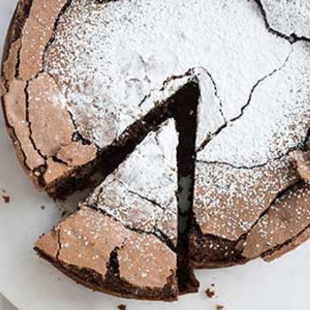 Bizcocho de chocolate con avellanas