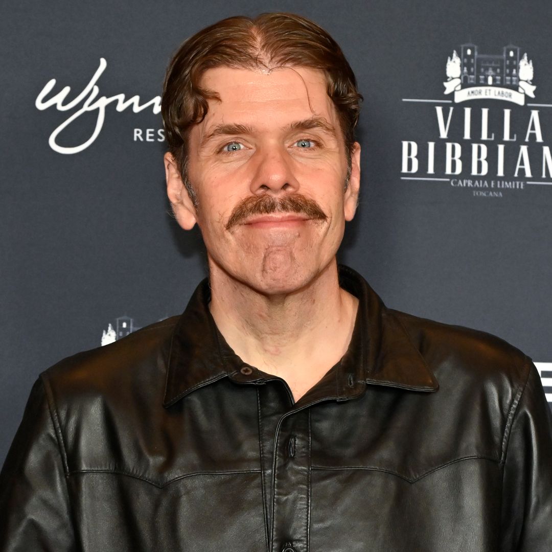 Perez Hilton, hospitalizado de emergencia tras preocupar a sus fans durante transmisión en vivo