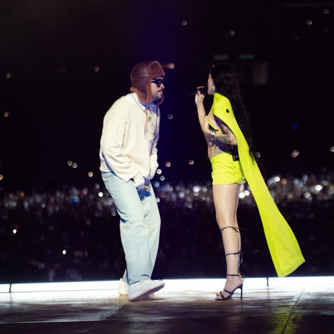 Bad Bunny y Cazzu se reencuentran en el escenario y desatan nostalgia en pleno San Valentín