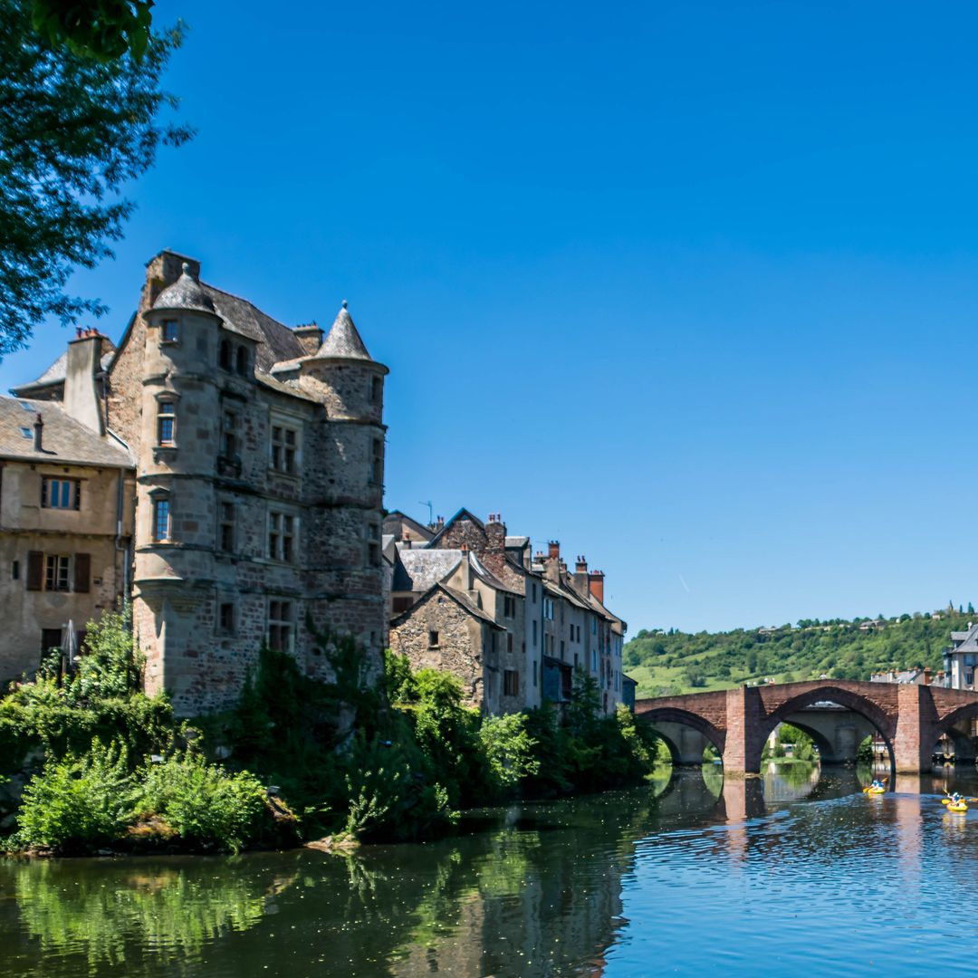 Espalion, pueblo medieval del valle de Lot en Francia