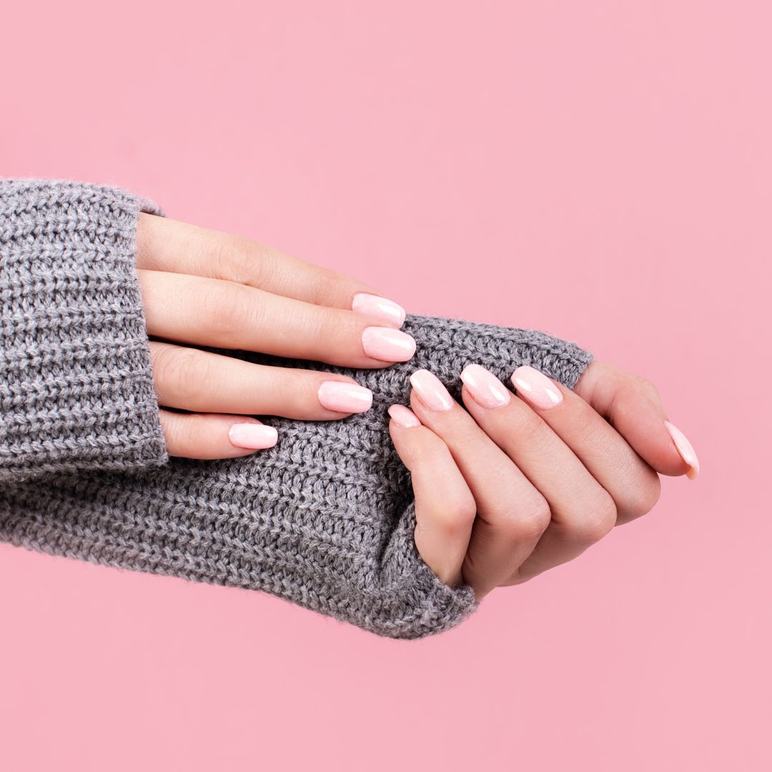 Cómo conseguir la manicura de moda de la primavera 2026: el kit más completo con superrebaja