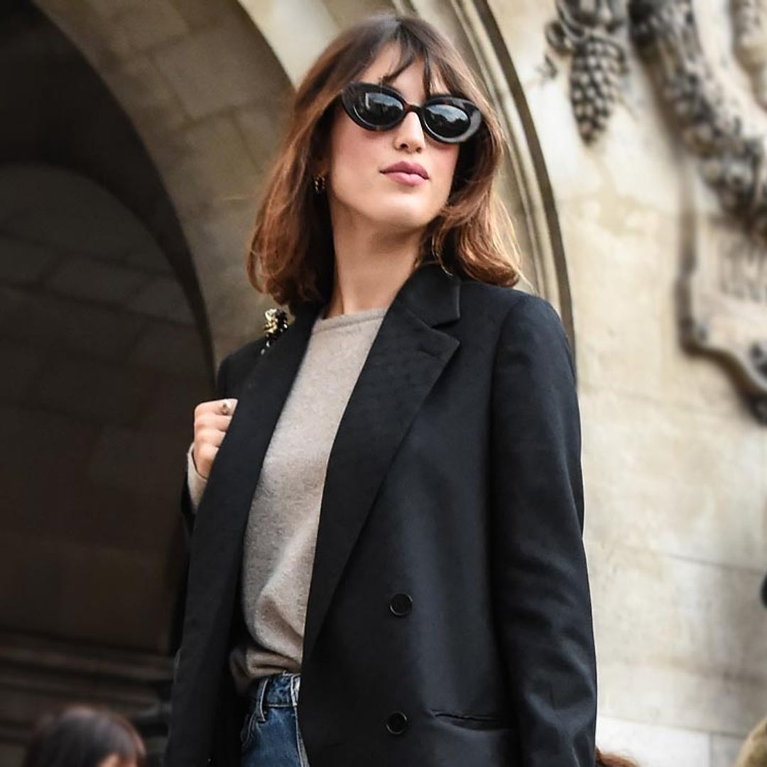 Los trucos de las francesas para vestir bien con básicos que nunca pasan de moda
