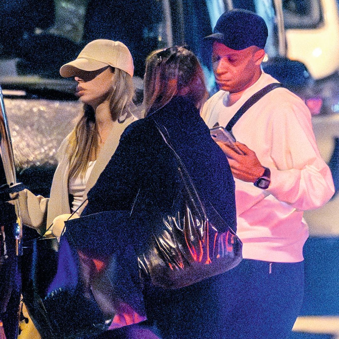 EXCLUSIVA MUNDIAL. Ester Expósito y Kylian Mbappé: las nuevas fotos de la pareja sorpresa del momento 