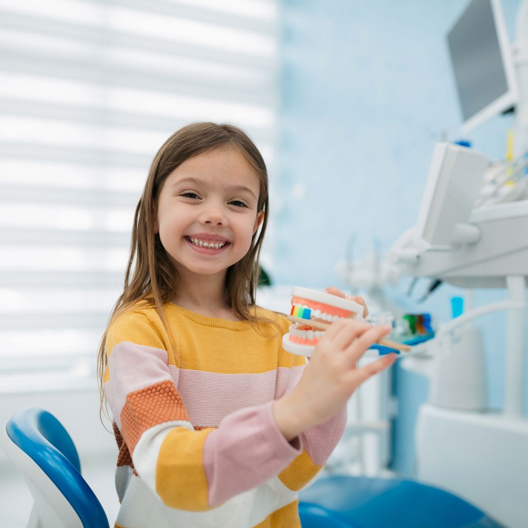 Dra. Irene Esteve, odontóloga: "Aplazar las revisiones del niño en el dentista hasta que aparece el dolor lo coloca en el peor escenario posible"